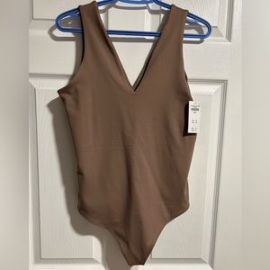 NWT A&F Seamless V Neck Bodysuit